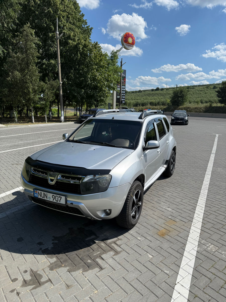 Dacia Duster foto 0