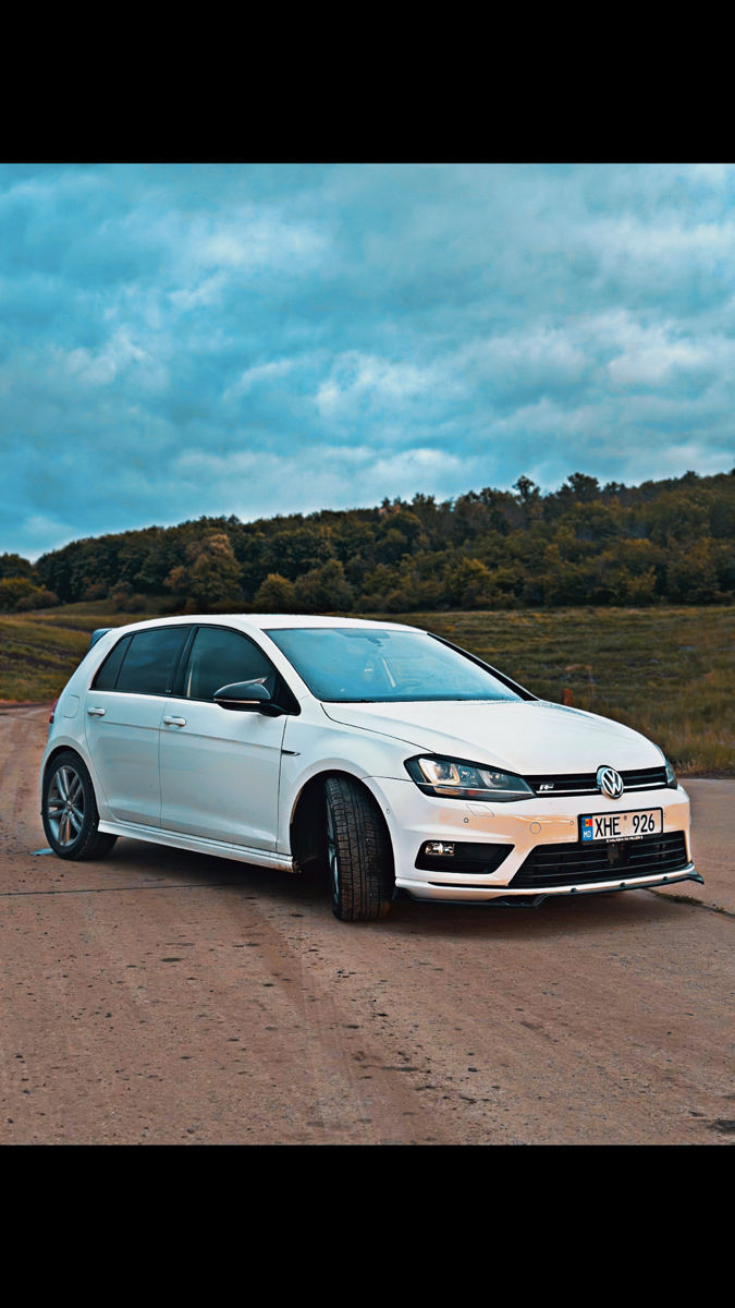 Volkswagen Golf foto 1