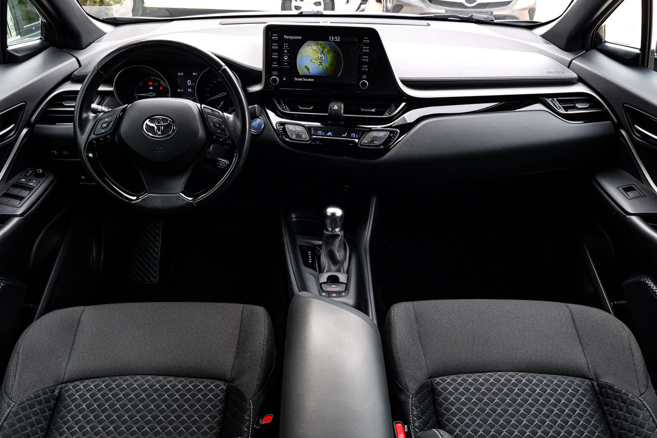 Toyota C-HR foto 6