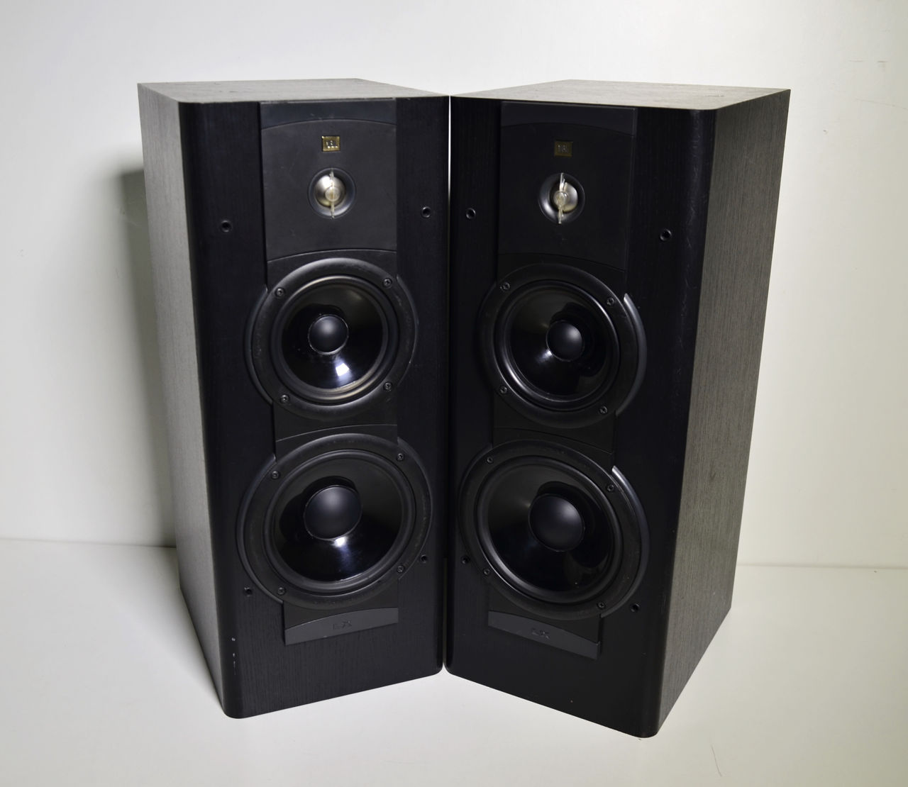 JBL JBL LX30 - 300 Watt / Акустика / Boxe / Super bass фото 7