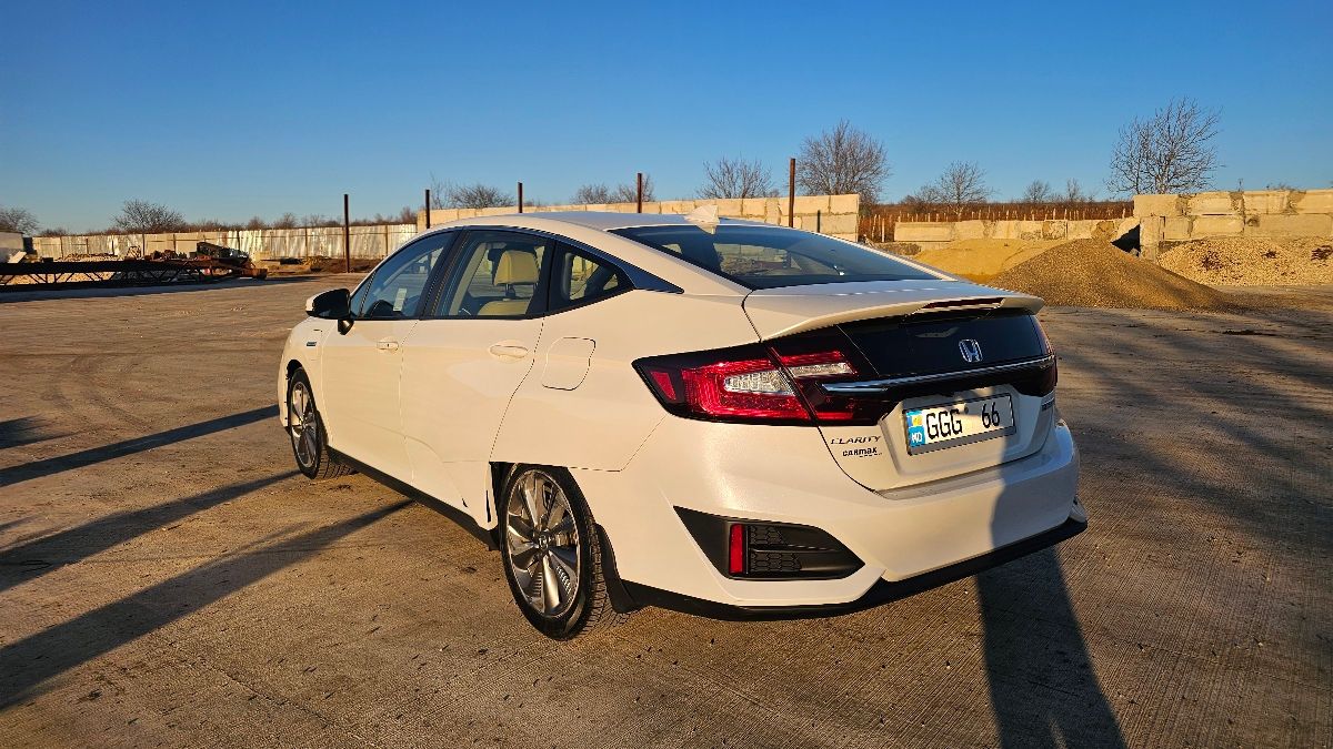 Honda Clarity foto 1