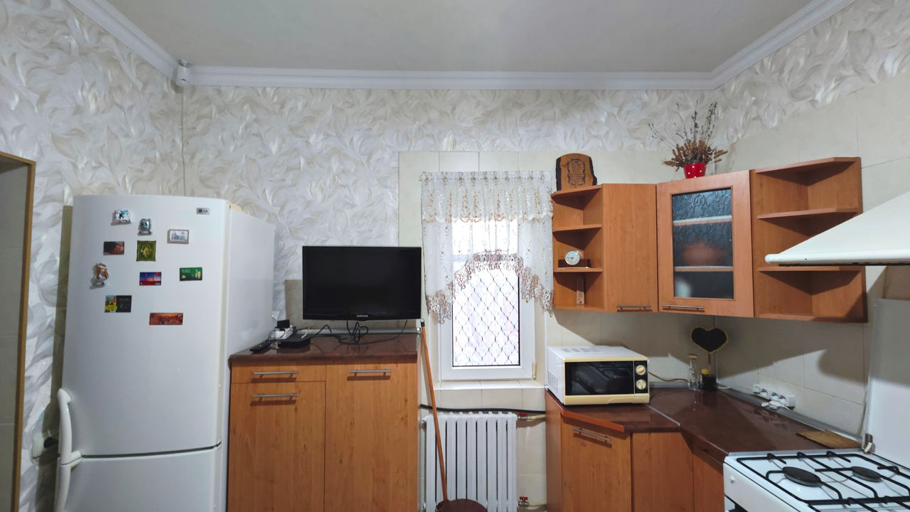🏡 Одноэтажный дом (100м2, 7 сот.) в центре Бельц! 🔥 фото 10