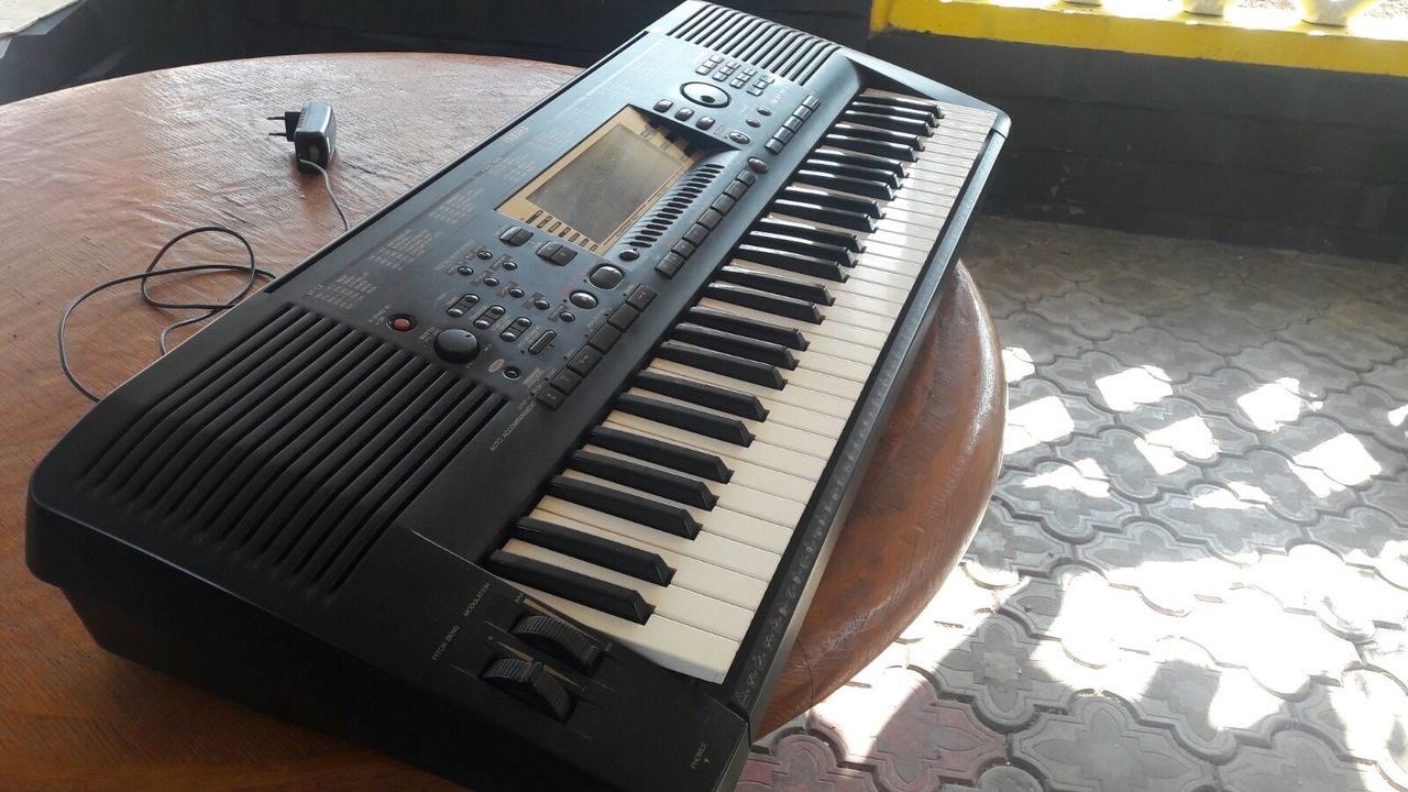 Yamaha PSR730