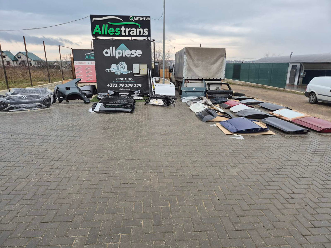 Parbrize stecle auto noi și uzate originale.avem tot.Ne deplasăm pe loc foto 1