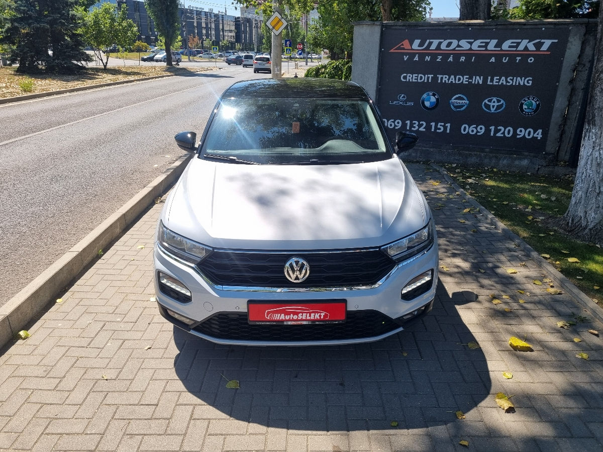 Volkswagen T-Roc 2020 photo 2