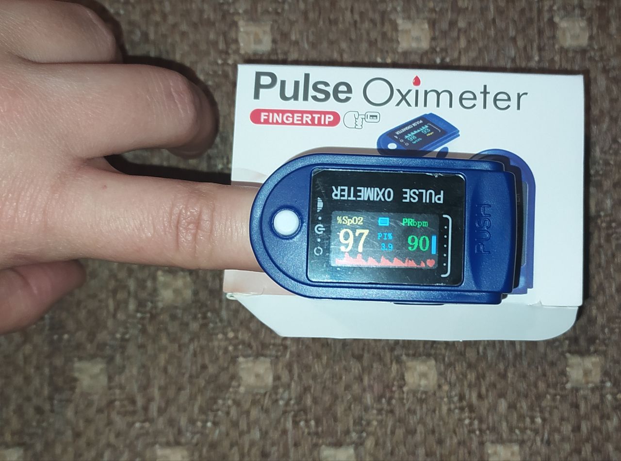 Pulse Oximeter. Оксиметр, новый.