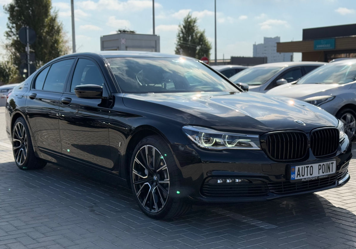 BMW 7 Series foto 1