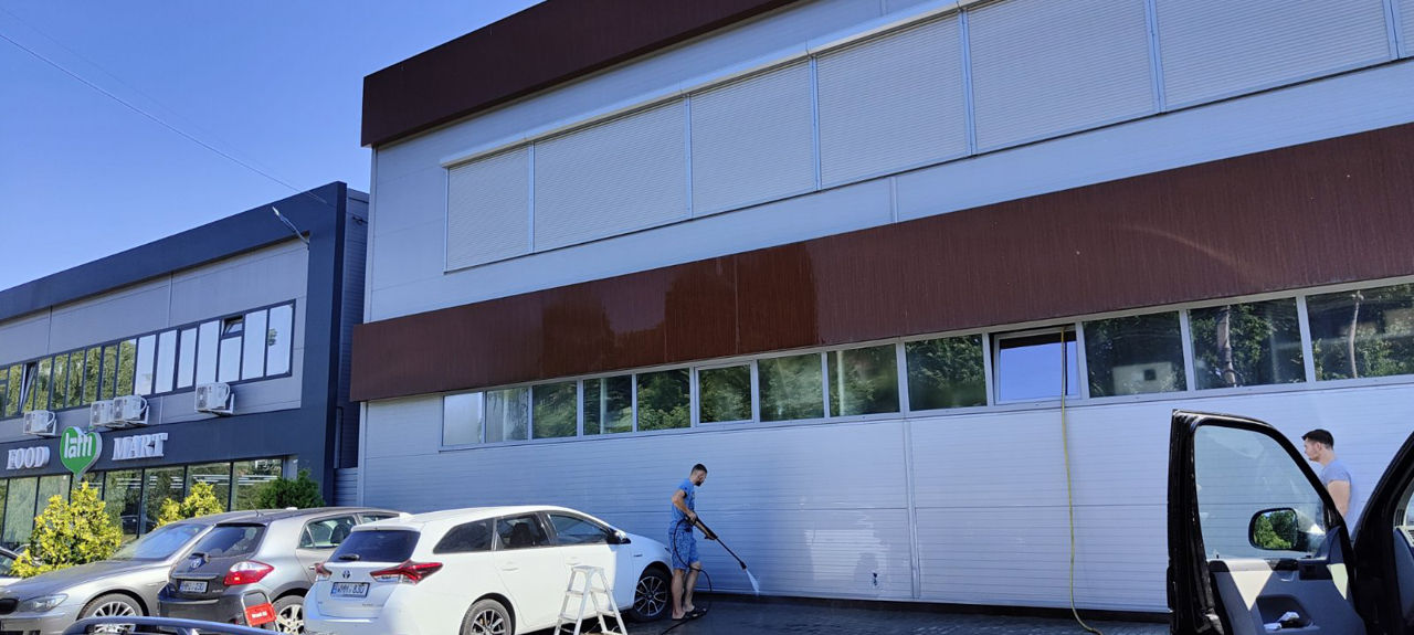 Servicii de cleaning pentru exterior: spalare fatade, acoperisuri, spalare pavaje, garduri, etc. foto 6
