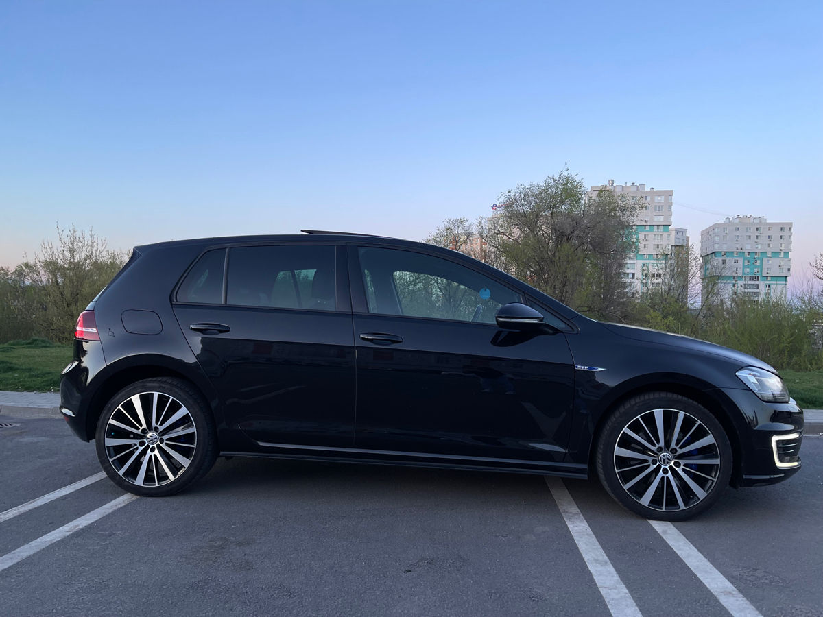 Volkswagen Golf foto 6