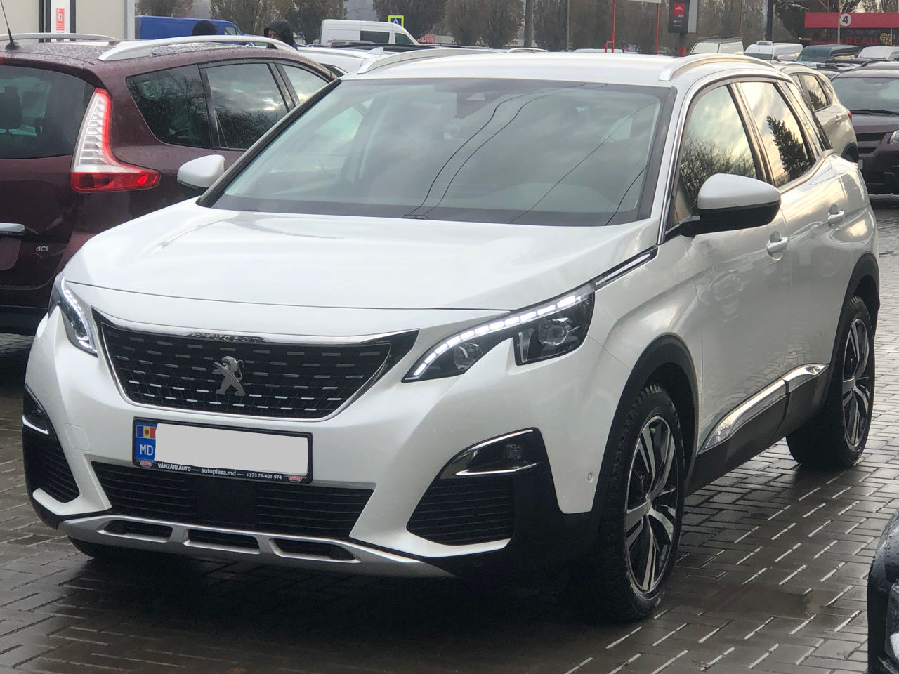 Peugeot 3008 foto 0