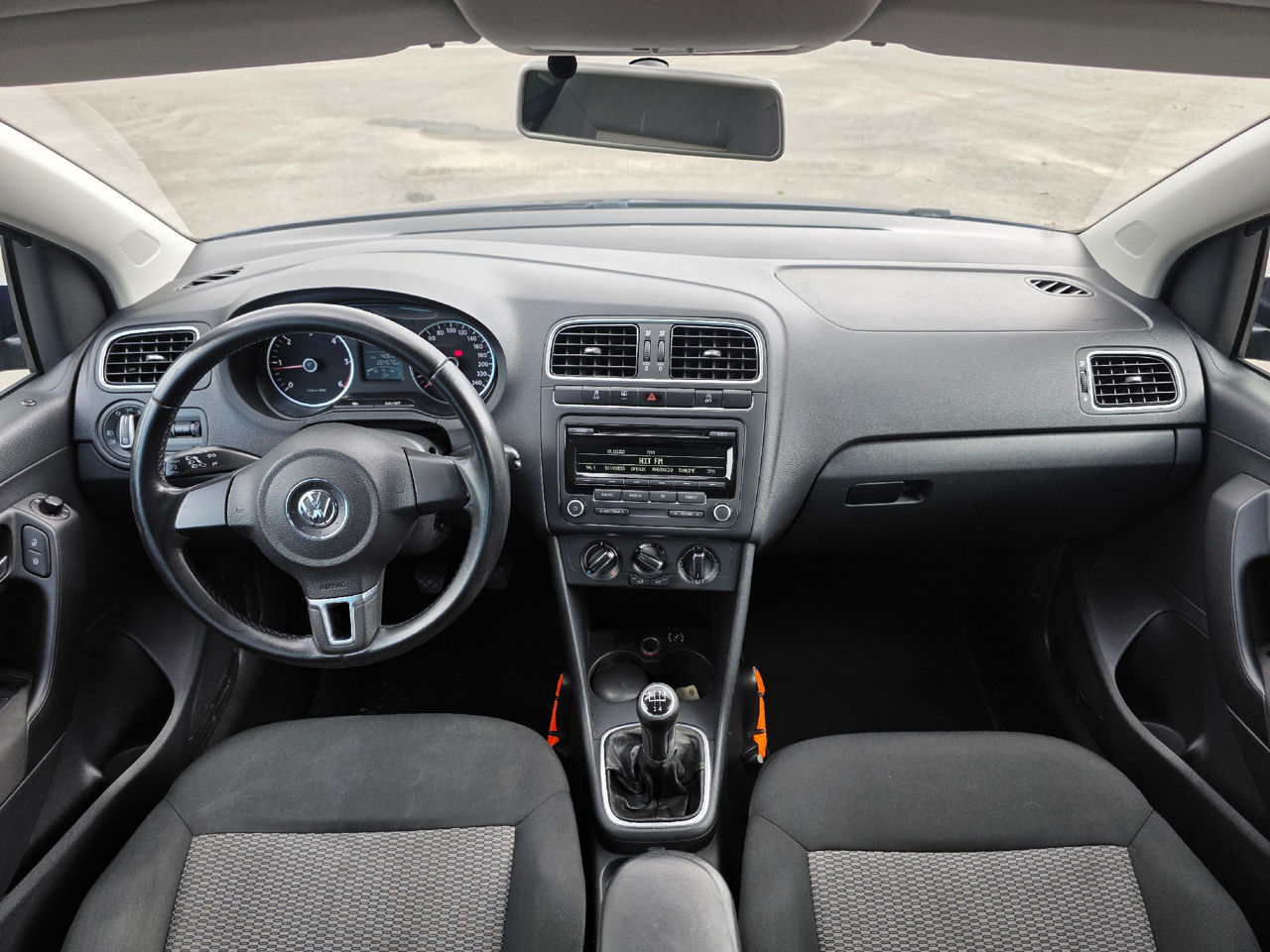 Volkswagen Polo foto 9