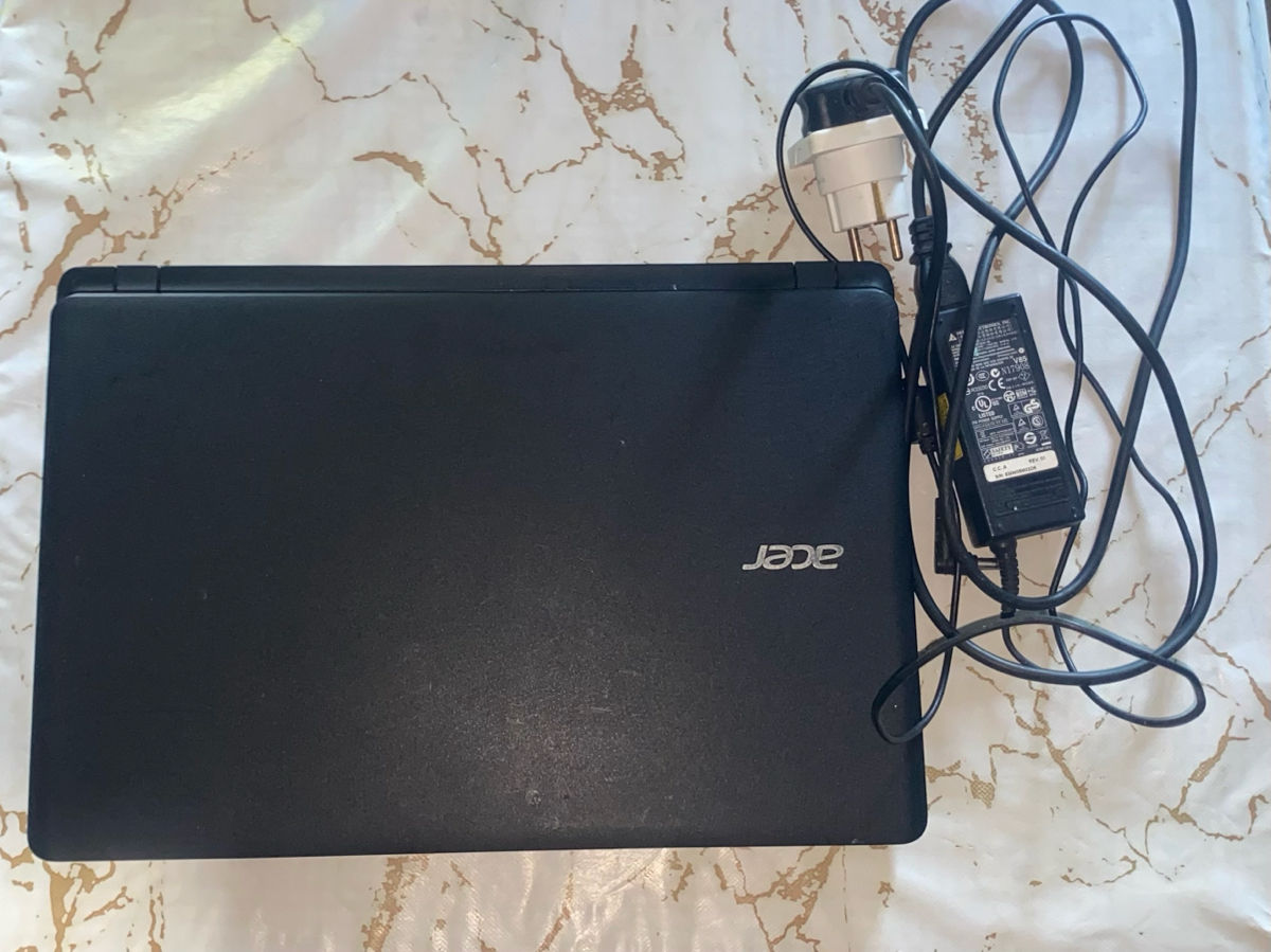 Vand laptop Acer Aspire ES1-533 foto 0