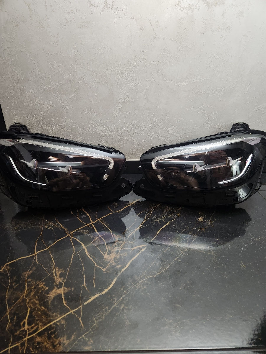 Faruri  mercedes w213 face lift. foto 1