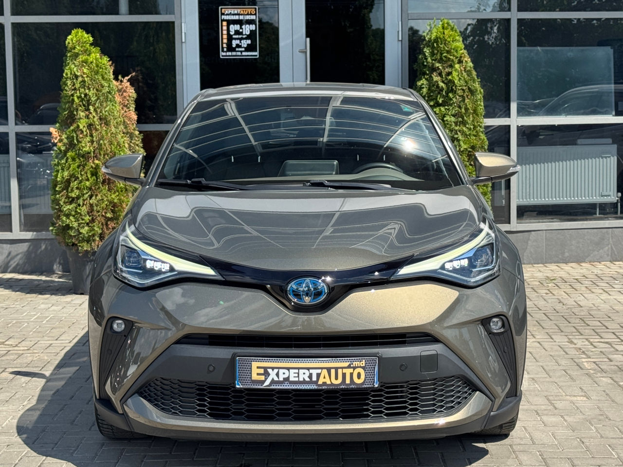 Toyota C-HR — фото 2