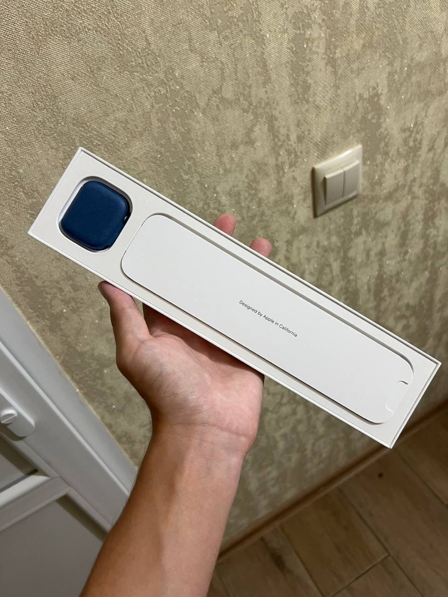 Продам Apple Watch 7 фото 1