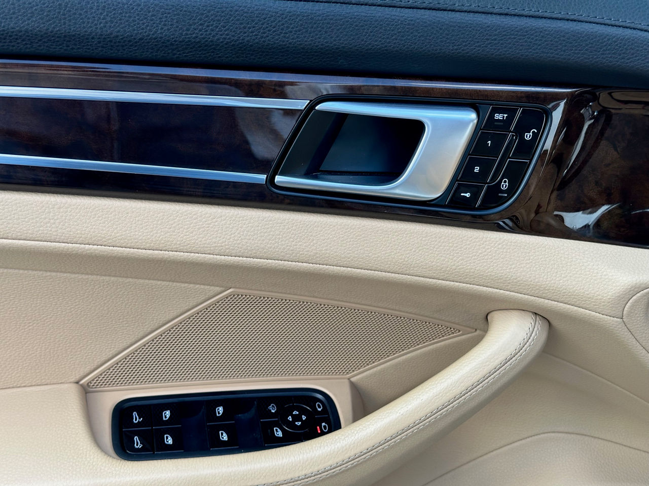 Porsche Panamera foto 6