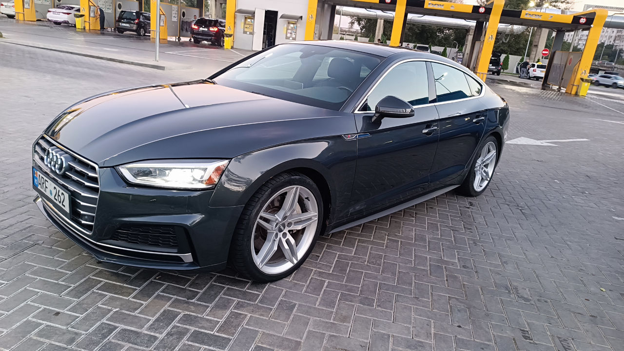 Audi A5 foto 0