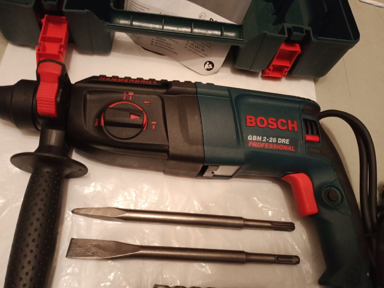 Новый перфоратор Bosch 2-26. DRE