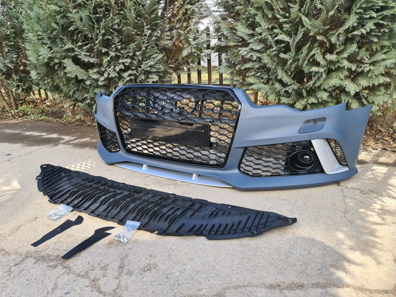 Bara Fata RS AUDI A6 4G RS6 Design (2011-2015) cu Grile foto 1