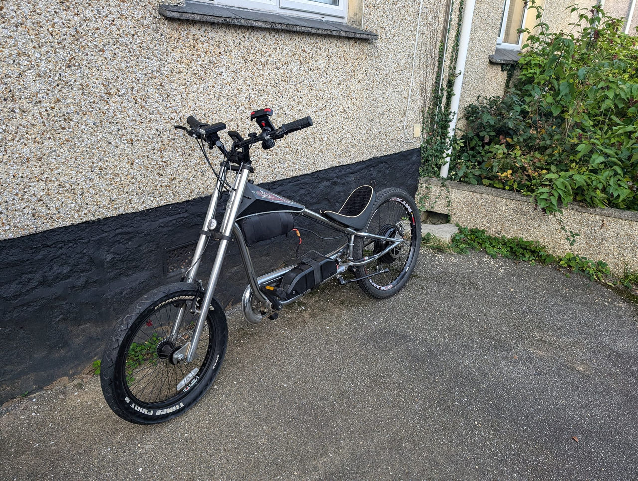 Bicicleta electrica  800 euro foto 2