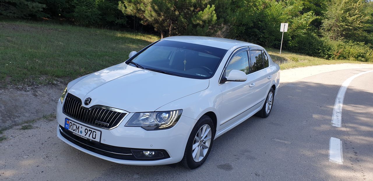 Chirie auto.  Прокат авто.  Лучшее из лучших. 24/24. Livrarea prin Chisinau.  Aeroport. foto 0