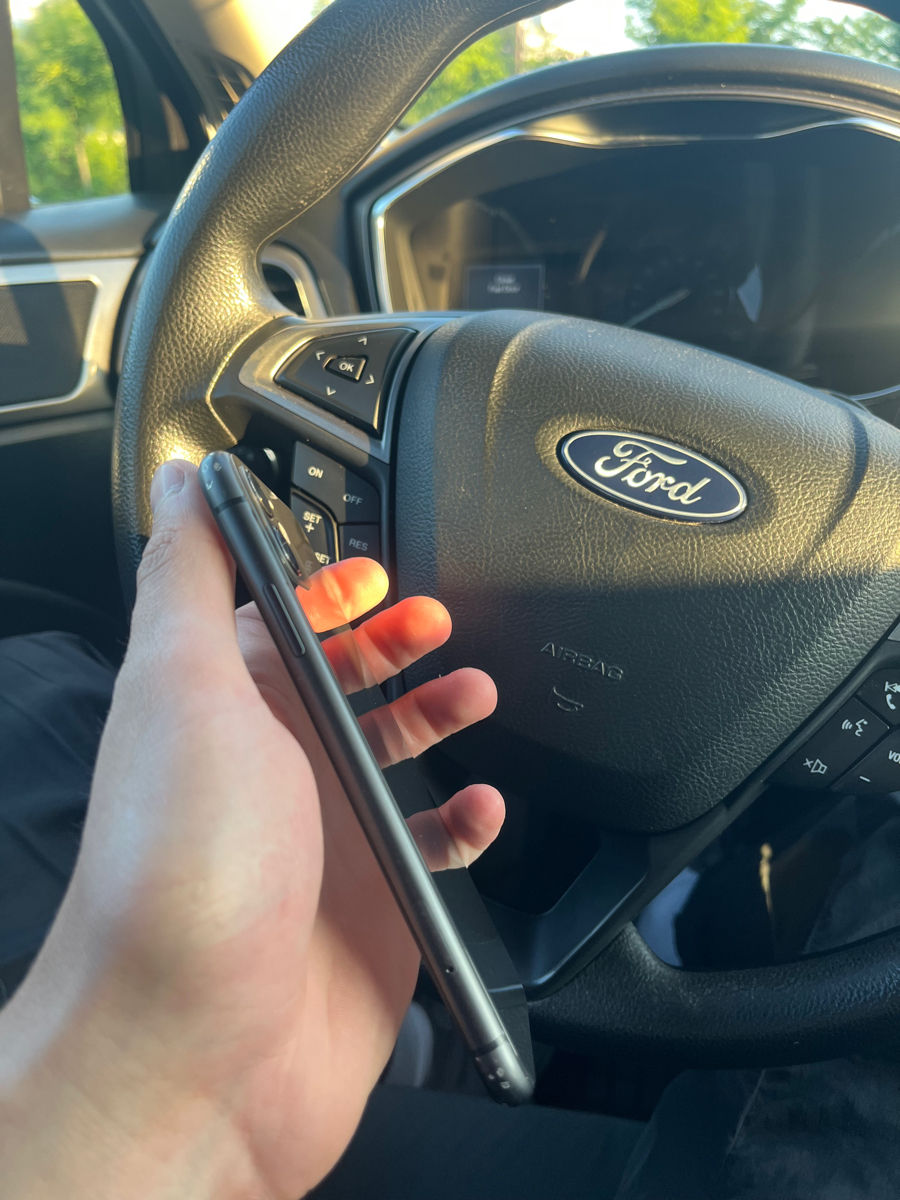 iPhone 11 64Gb Black foto 3