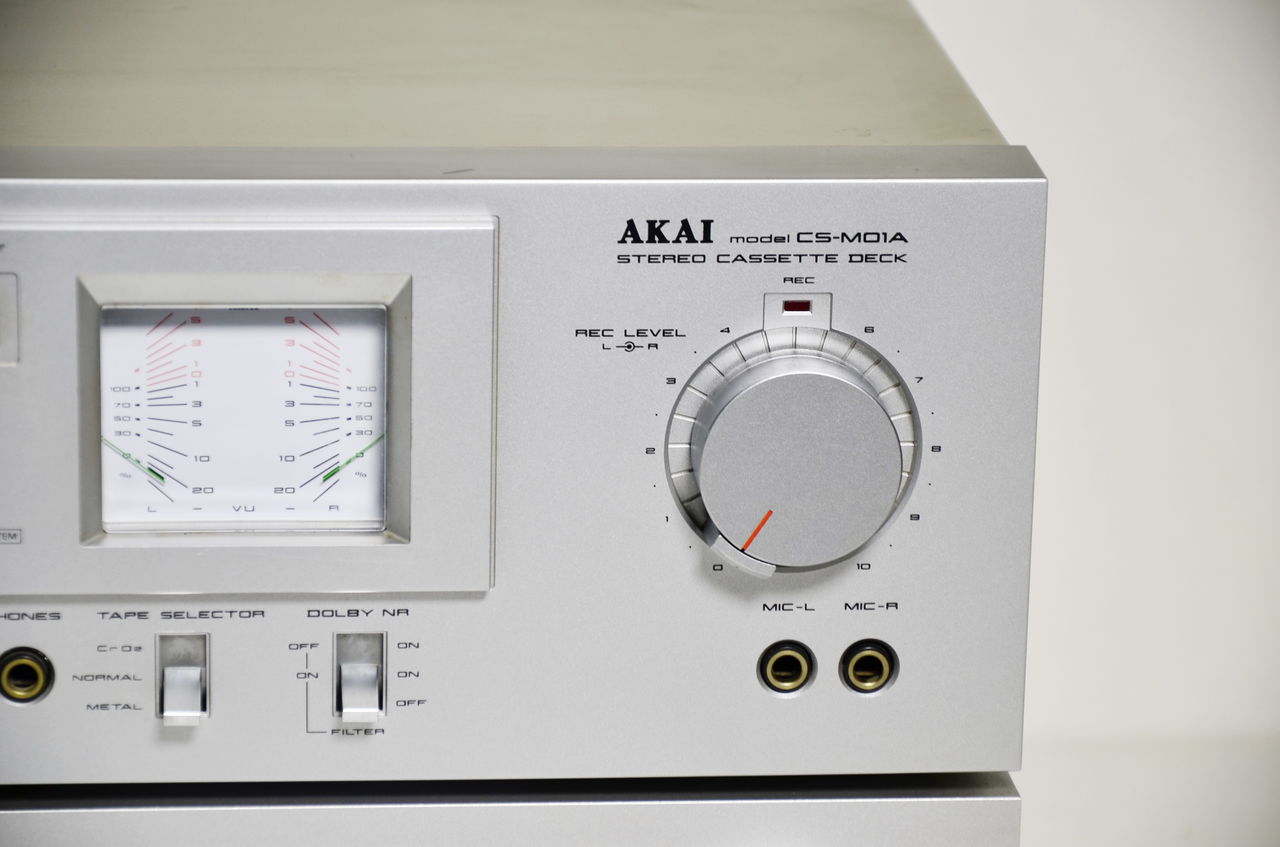 AKAI Stereo receiver AA-R20 & AKAI Stereo Deck CS M01A фото 3