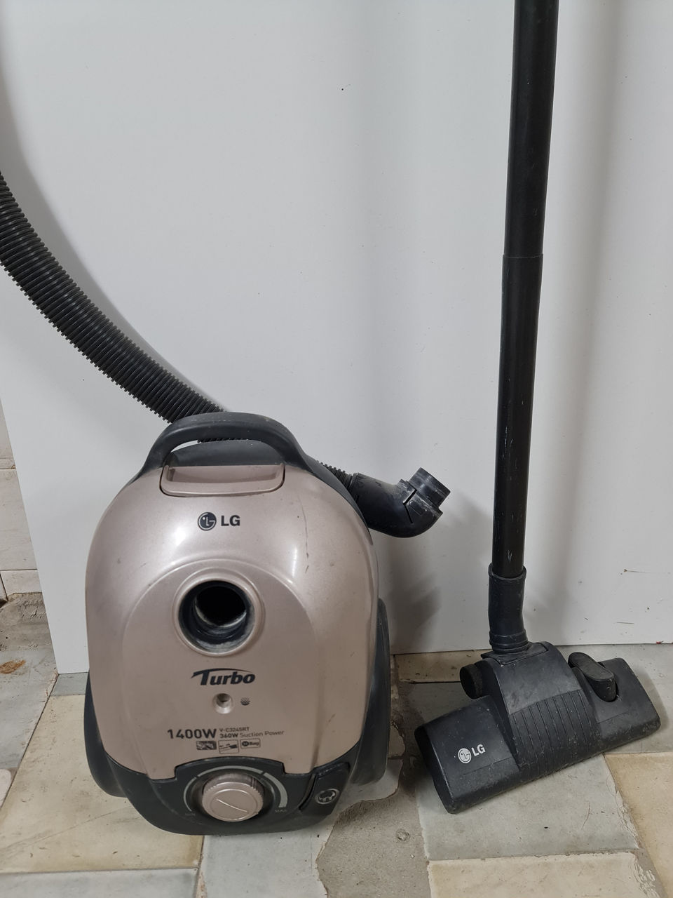 Профессиональный пылесос Karcher T191