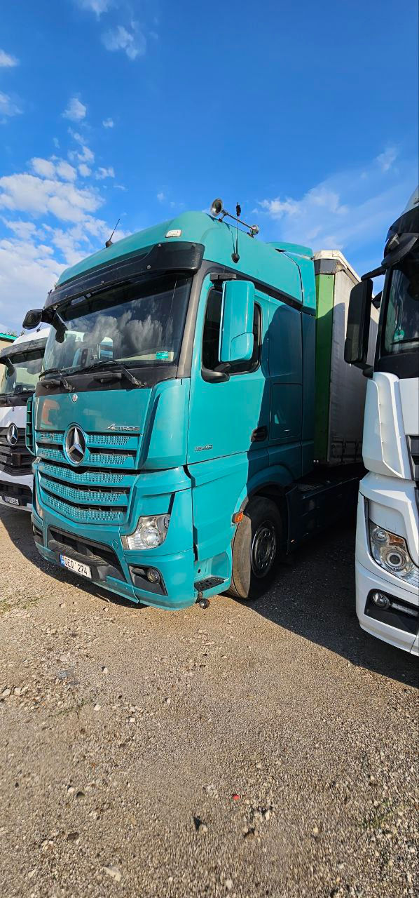 Mercedes Actros 1845 foto 2