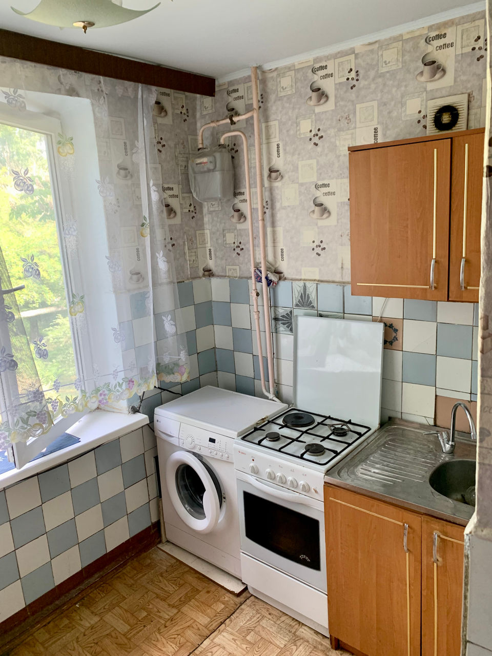 3-х комнатная квартира, 61 м², Центр, Рыбница фото 1