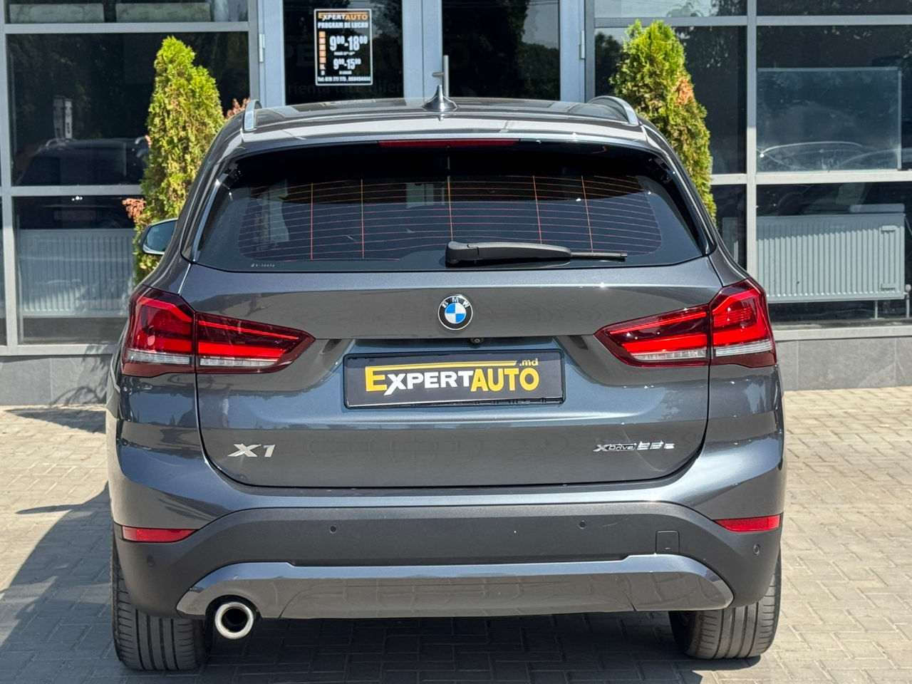 BMW X1 — фото 5