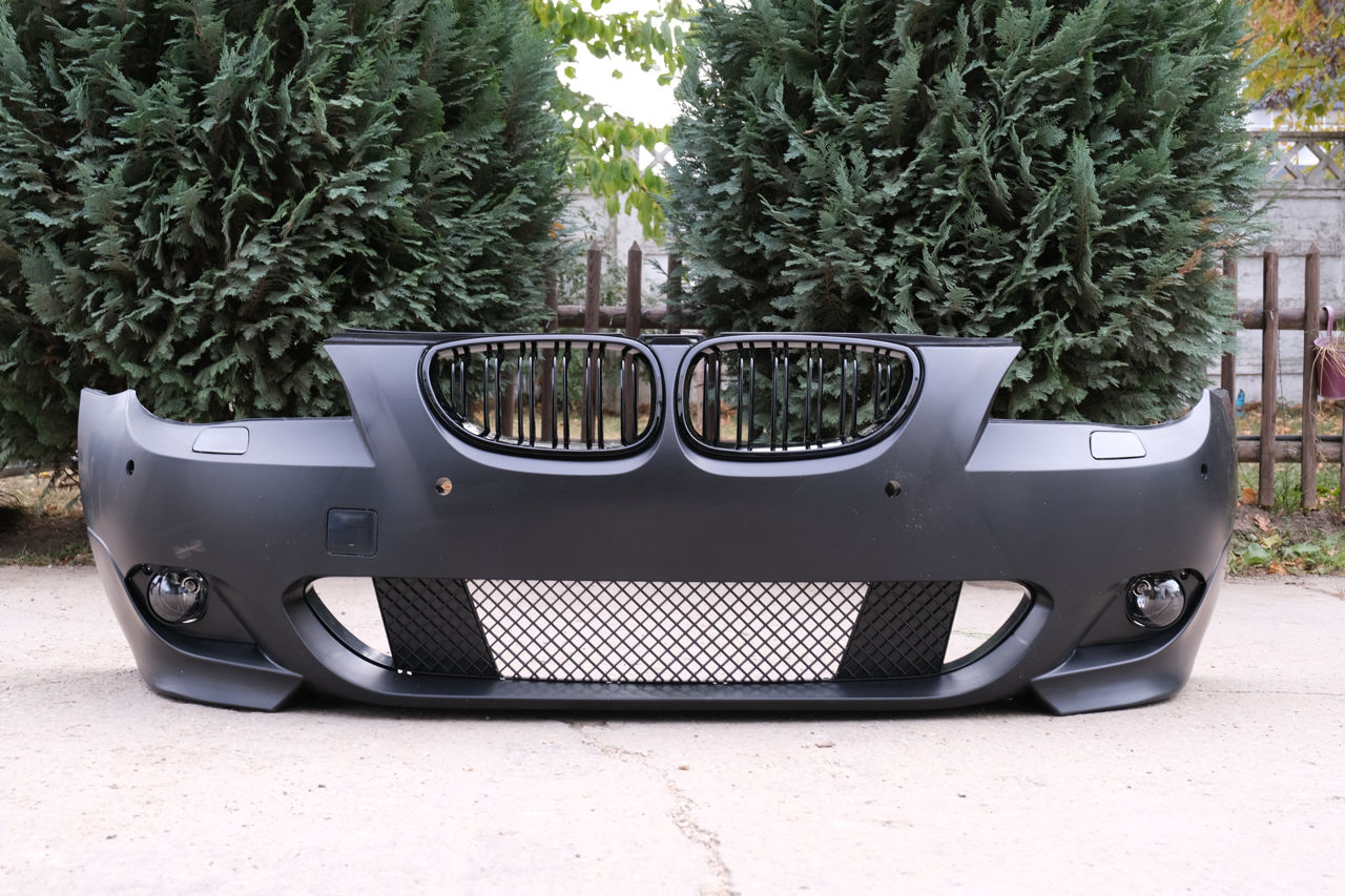 Bara fata M BMW Seria 5 E60 M-tech Bamper M-Technik бампер foto 1