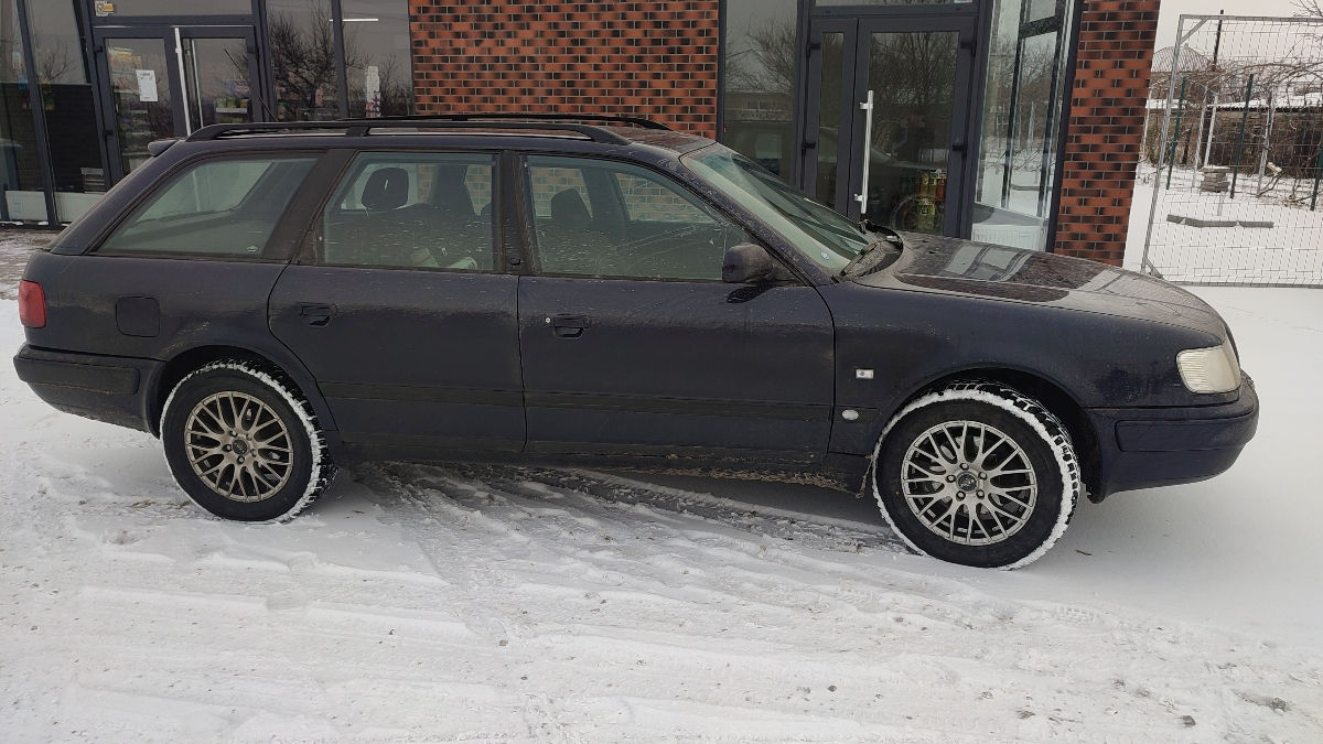 Audi 100 фото 3
