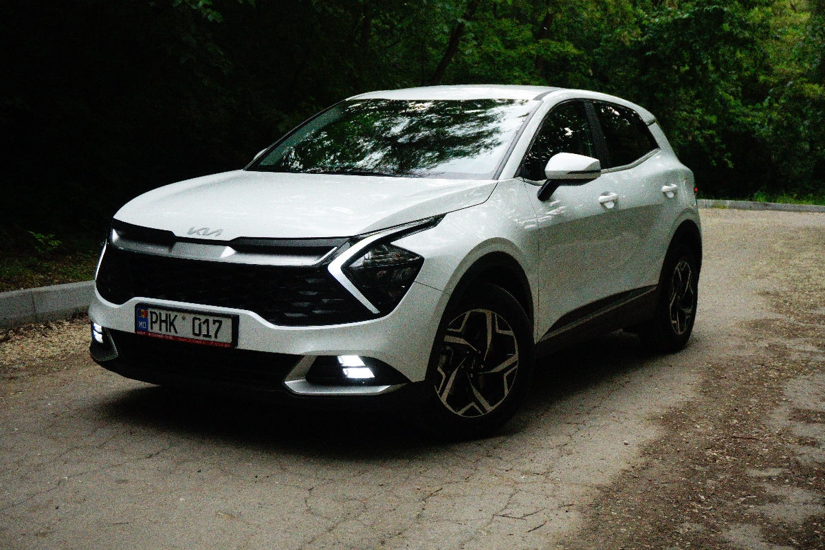 Descoperă libertatea de a călători cu best auto rent în moldova ro-ru-eng фото 7