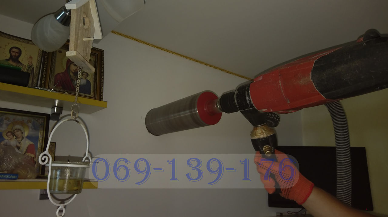 Deschiderile pentru hote de bucătărie/ Отверстия для кухонных вытяжек foto 2