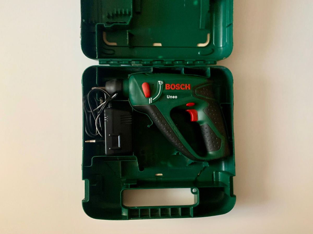 Bosch uneo/ masina de insurubat /шуpyповерт foto 2
