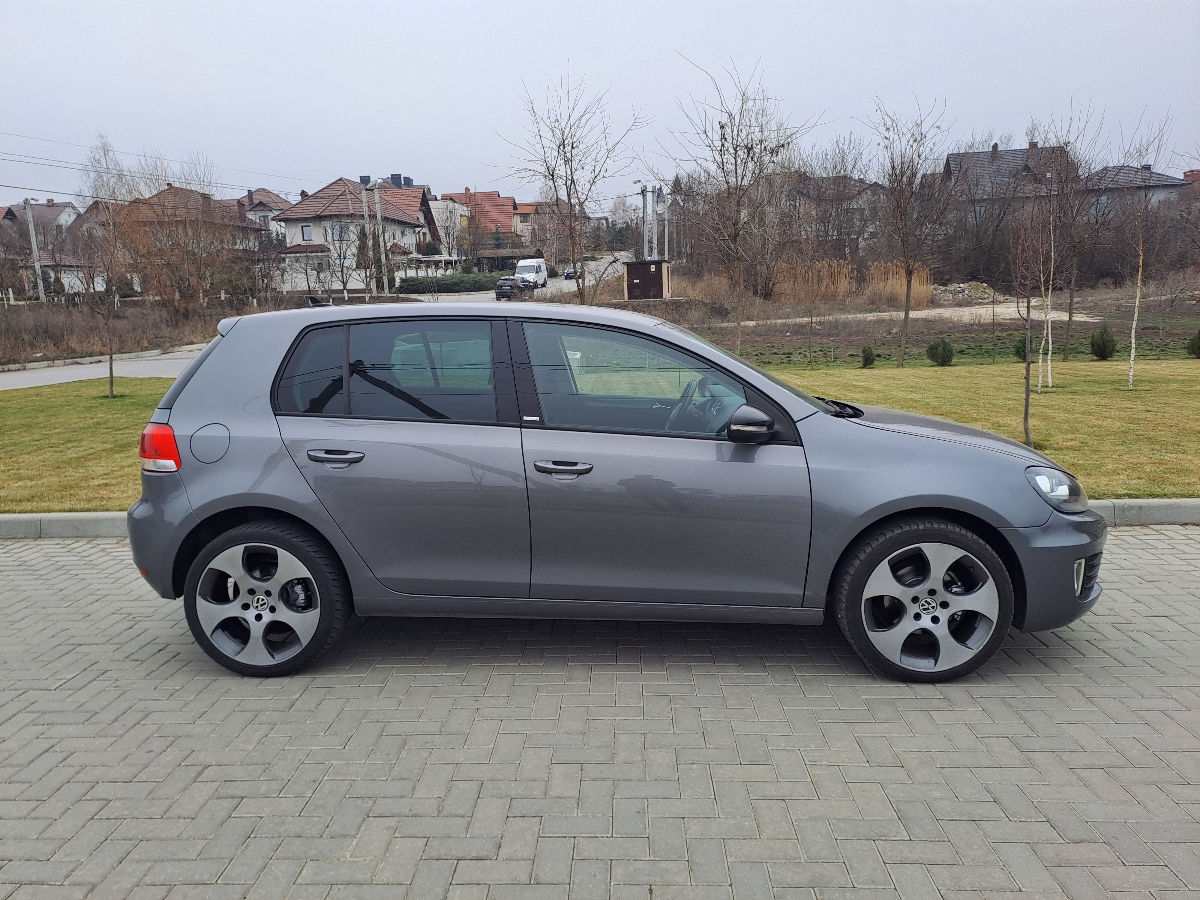 Volkswagen Golf foto 5