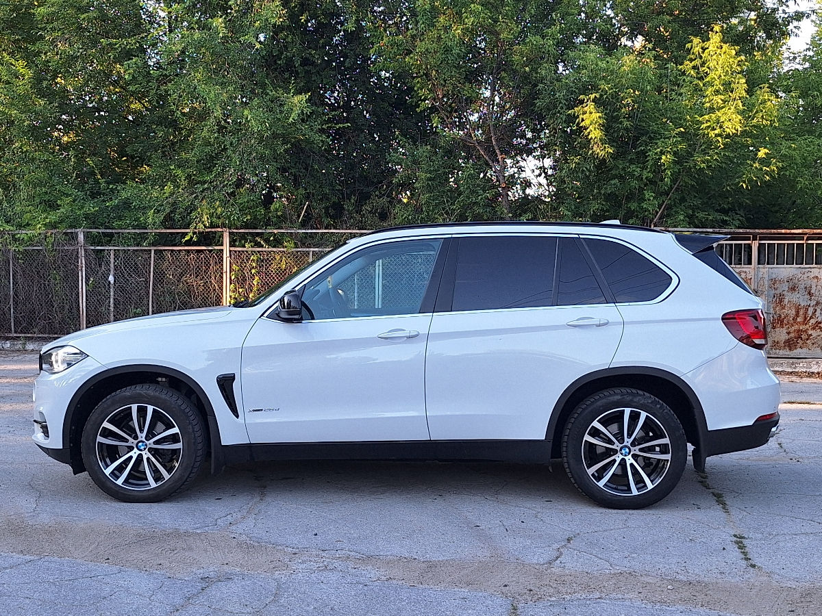 BMW X5 foto 2
