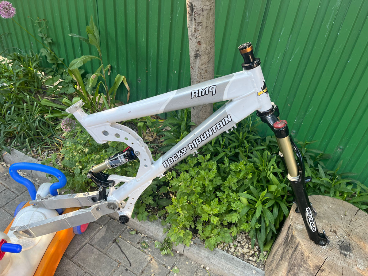 Cadru plus furca pentru DH foto 4