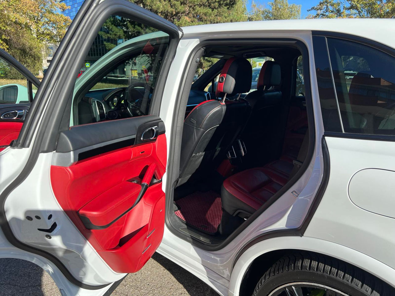 Porsche Cayenne foto 6