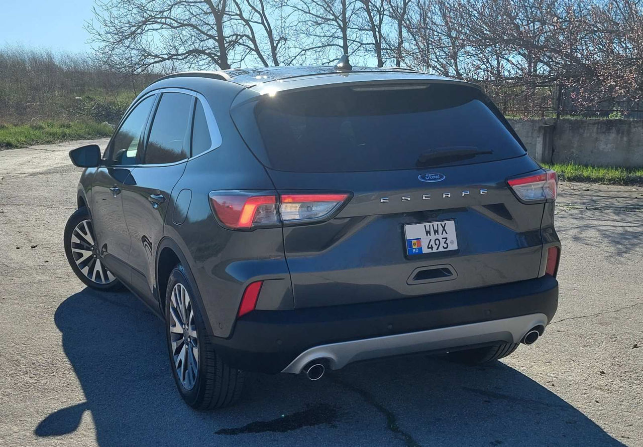 Ford Kuga foto 4
