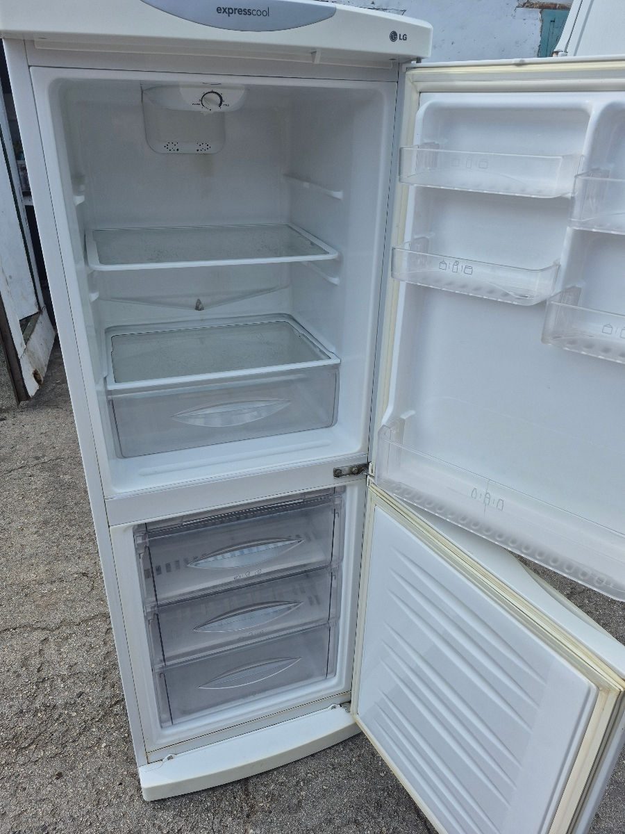 Холодильник LG  фото 1
