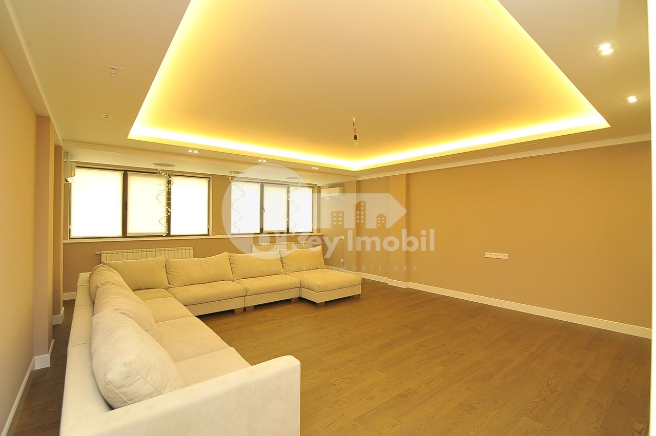 Apartament cu 3 camere, 172 m², Centru, Chișinău foto 4