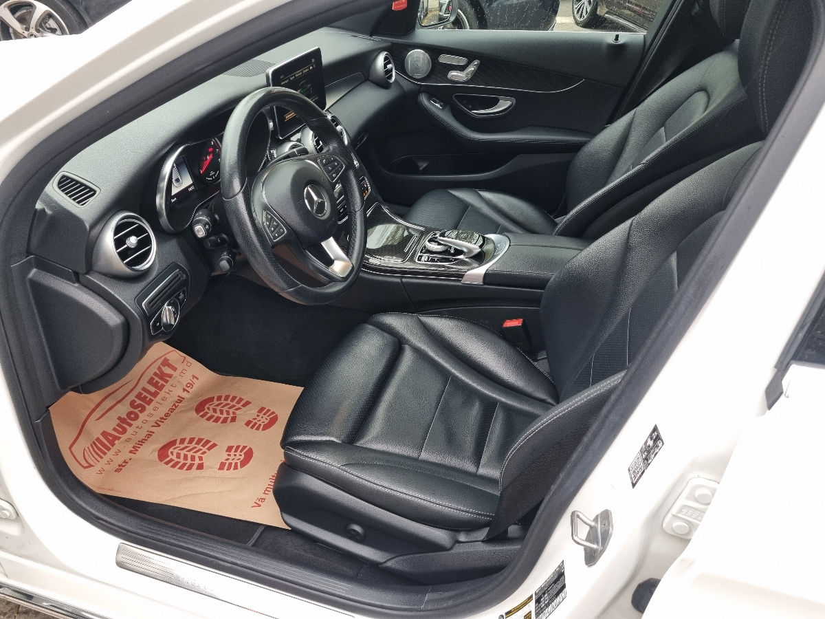 Mercedes C-Class 2017 photo 9