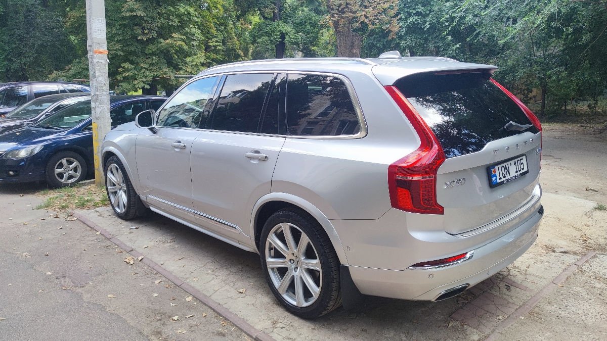 Volvo XC90 foto 2