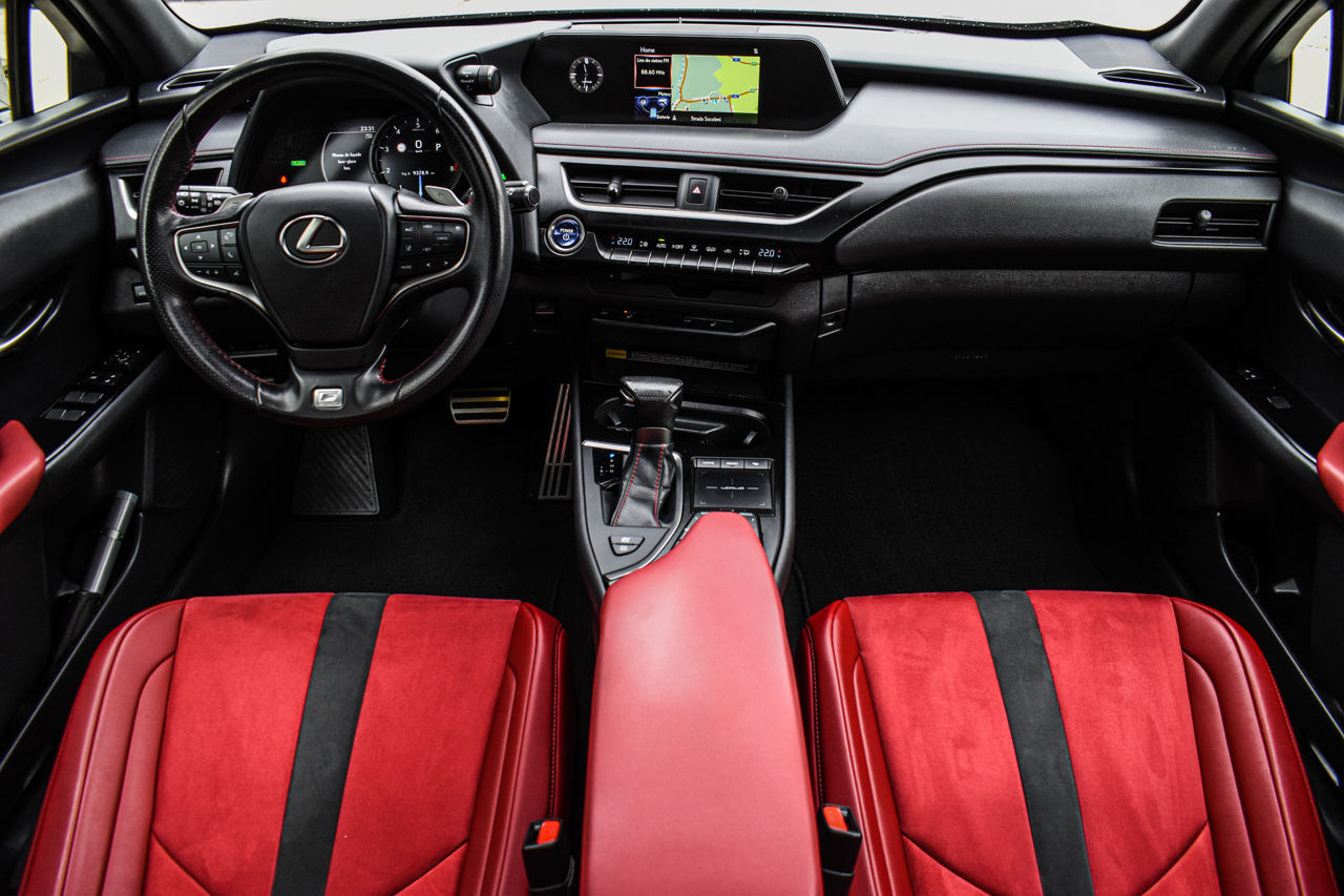 Lexus UX foto 8