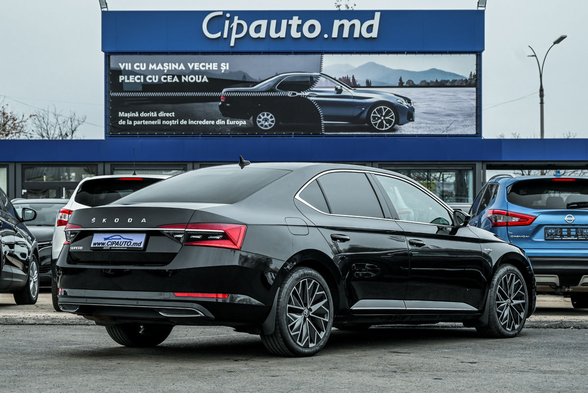 Skoda Superb foto 4