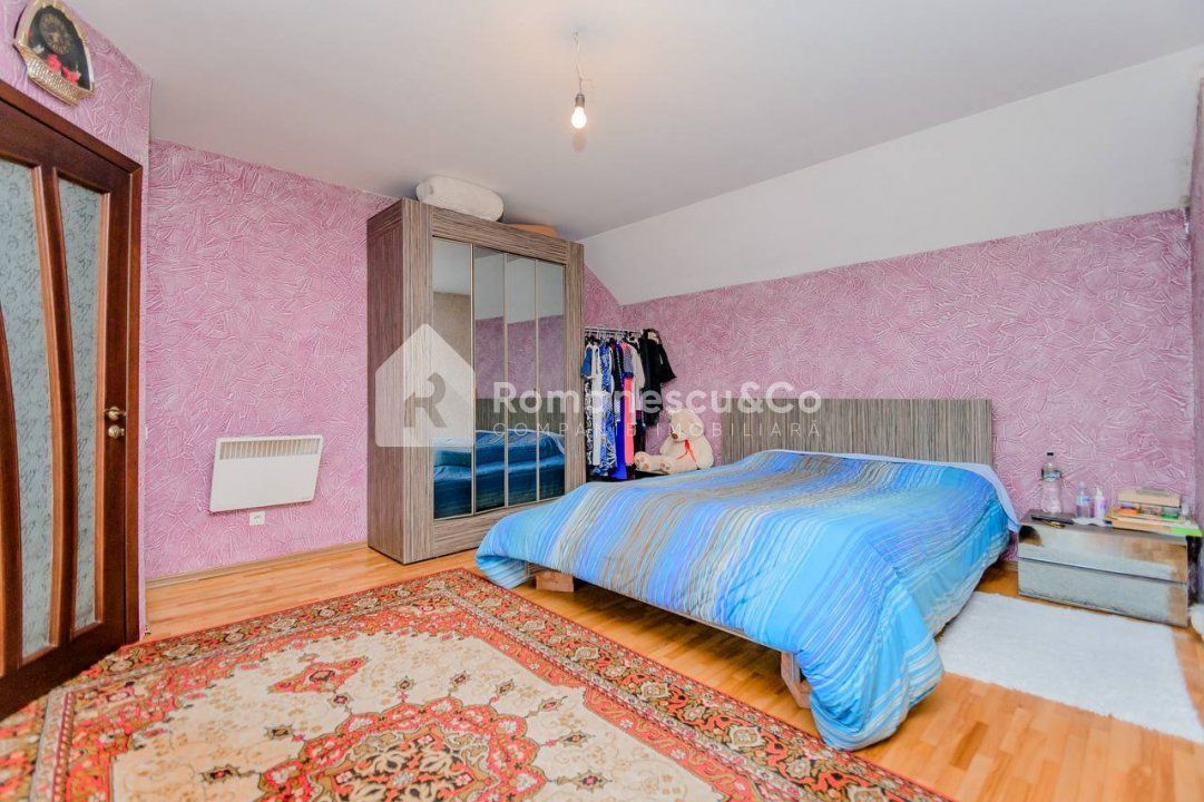 Casă în centru, 150 mp+2 ari, disponibilă în rate! foto 5