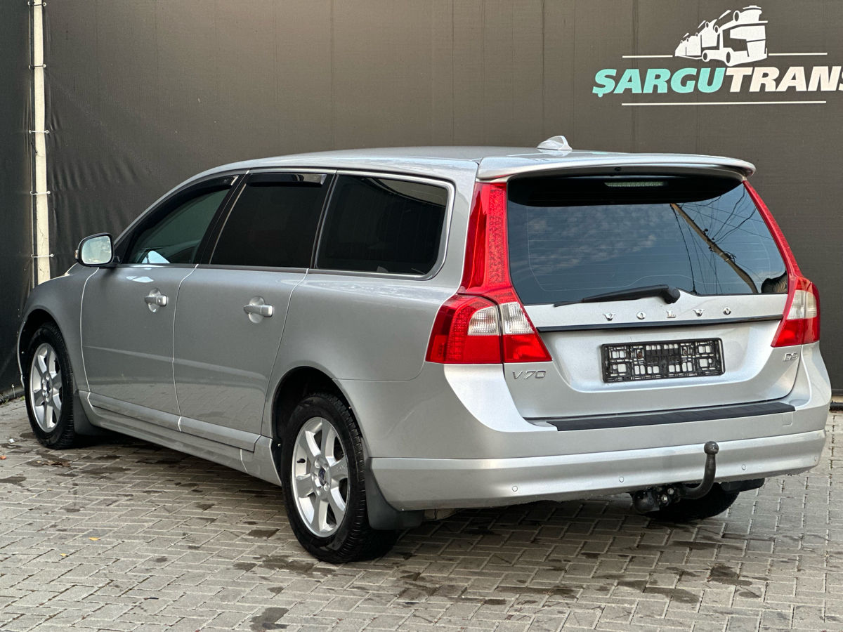 Volvo V70 foto 5