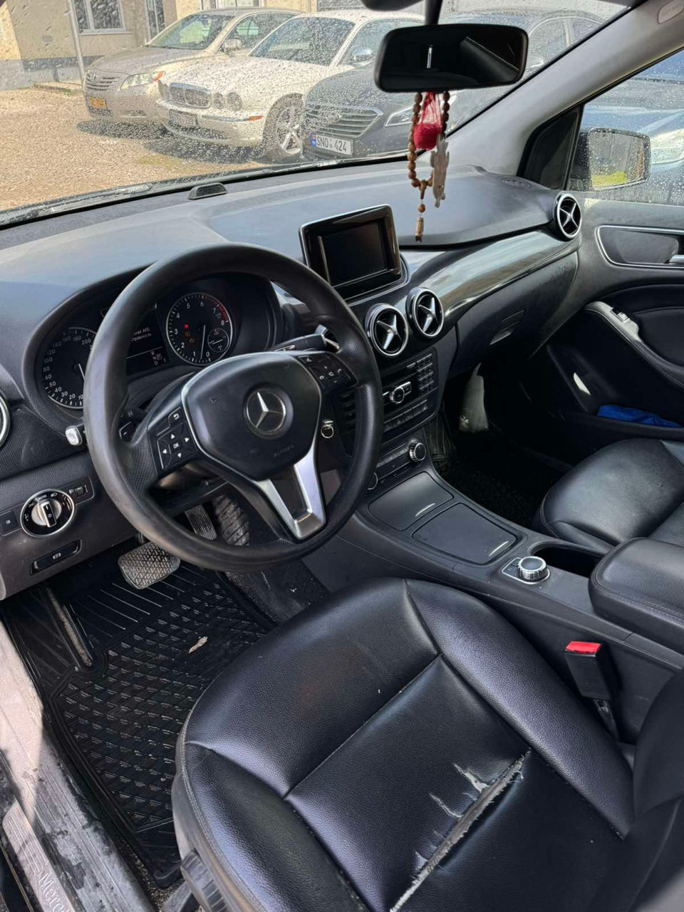 Mercedes B-Class foto 5